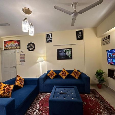 Apartamento Royal Ambience Ghaziabad Exterior foto