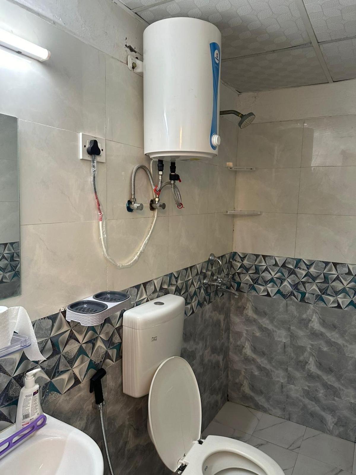 Apartamento Royal Ambience Ghaziabad Exterior foto