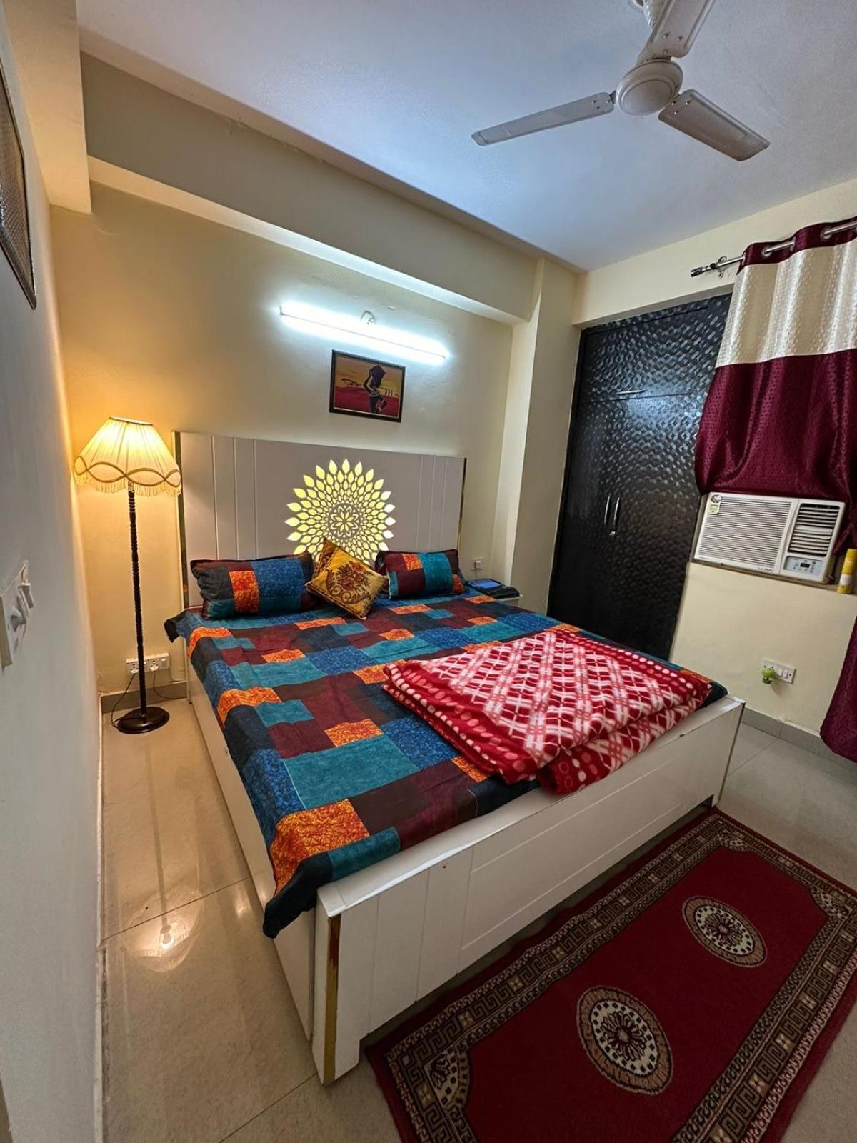 Apartamento Royal Ambience Ghaziabad Exterior foto