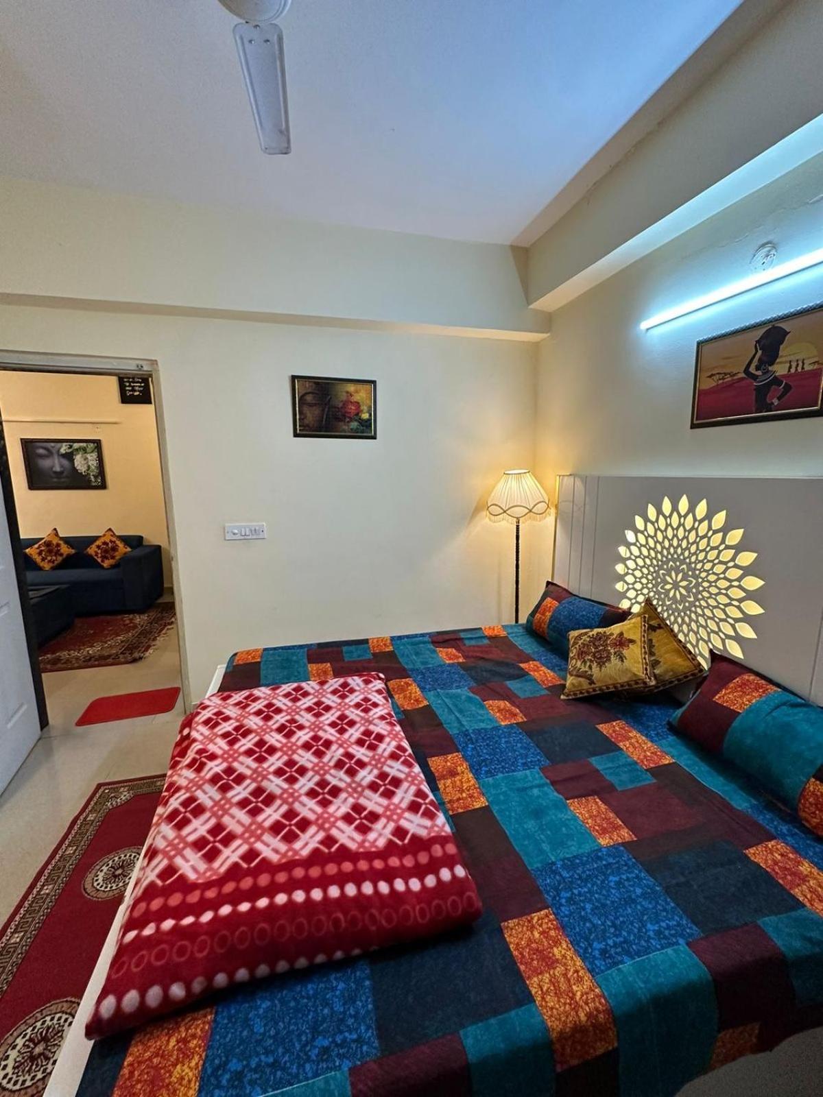 Apartamento Royal Ambience Ghaziabad Exterior foto